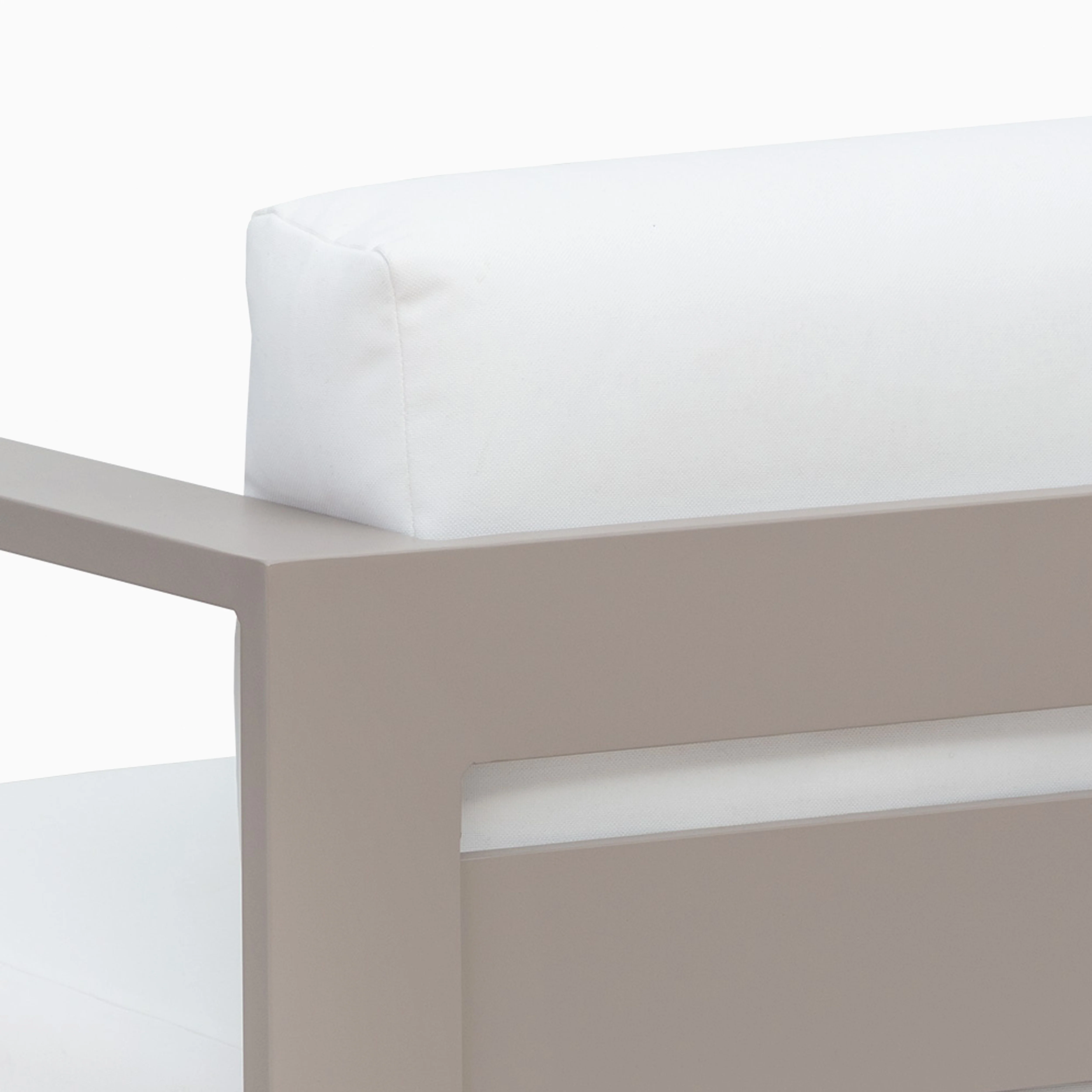 Noa Outdoor Lounge Chair in White - Image 6